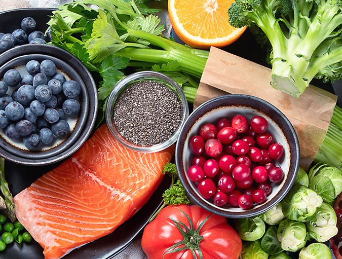 8_Foods_Good_for_Your_Eyes_row_1