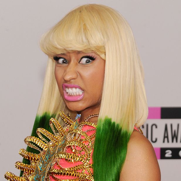 Celebrities_who_wear_colored_contact_lenses_row_6