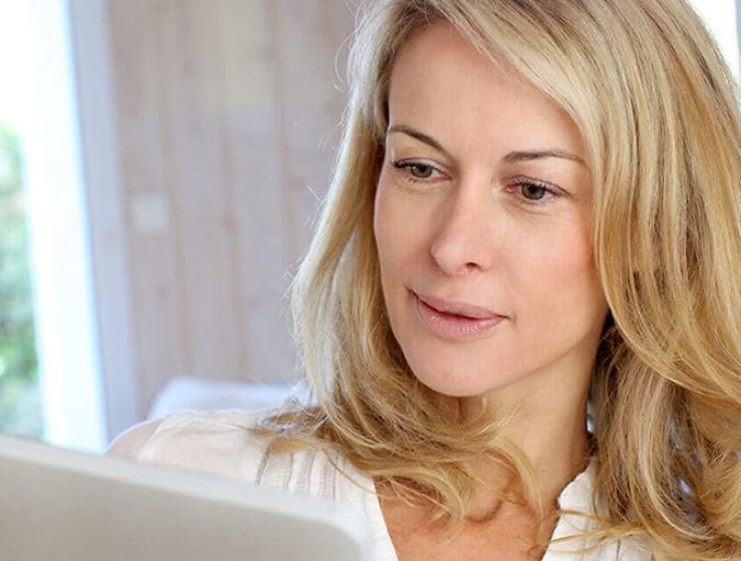 Presbyopia_or_Eyestrain_Symptoms_and_Treatments_row_1
