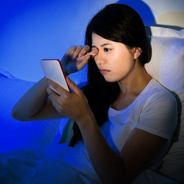 Sleeping with contacts_row_3