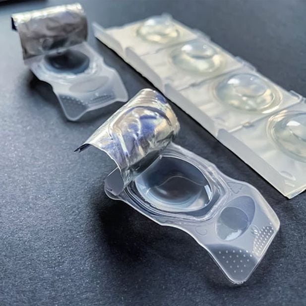 Expired contact lenses_row_3