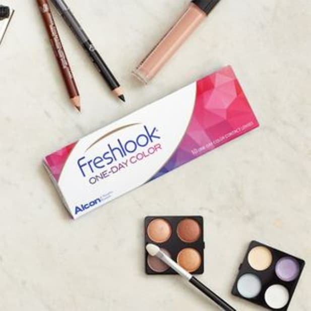 FreshLook One Day coloured contact lenses
