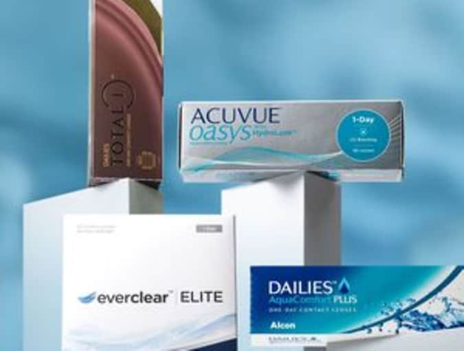 Cajas de lentes de contacto diarias de varias marcas